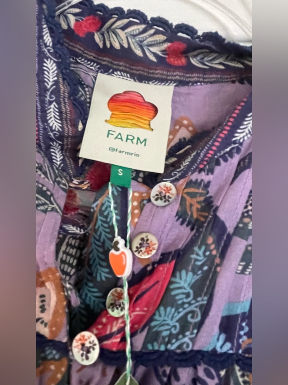 FARM Rio Lavender Multi-Color Botanical Print Peasant Top - Picture 8 of 13